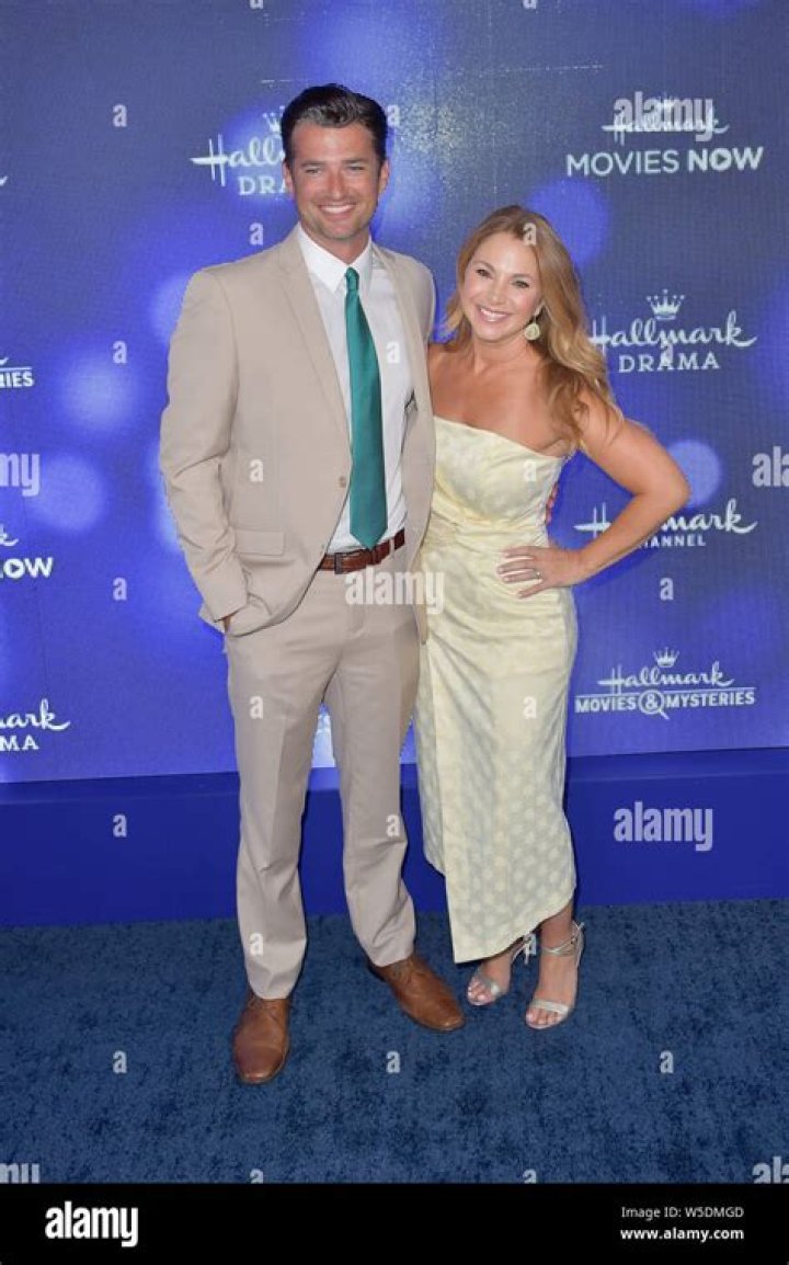 Who is Amanda Moye Brown? A Look at Her Life