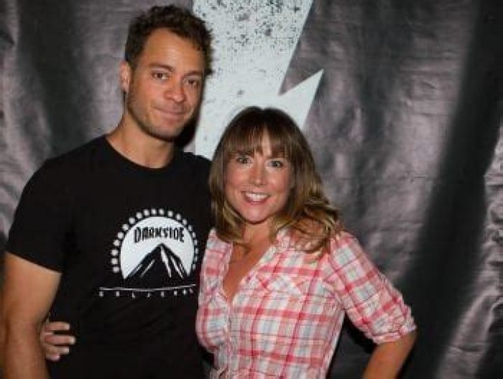 Amos Lee Wife: Uncovering the Personal Side of the Beloved Musician