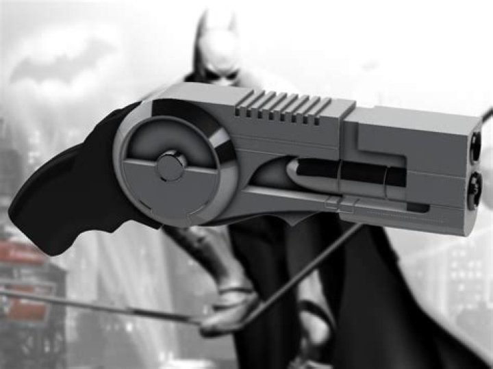 
Batman: Arkham Origins Grapnel Gun Is A GameStop Exclusive