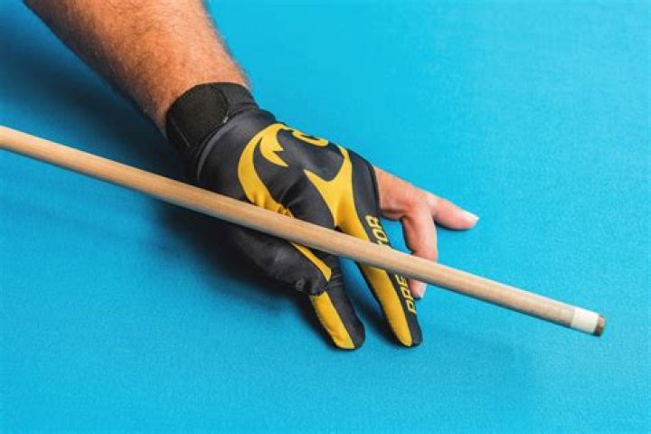 Best Pool Glove: A Comprehensive Guide to Choosing and Using the Perfect Pair