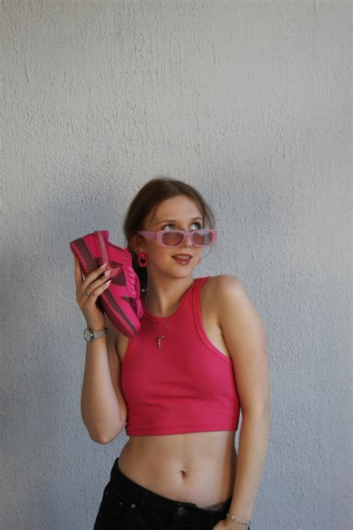 Candidteens: Exploring Authenticity and Safety in the Digital World