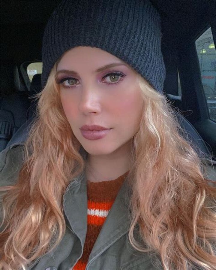 Cleo Rose Elliott Wikipedia: A Comprehensive Guide to Her Life, Career, and Achievements