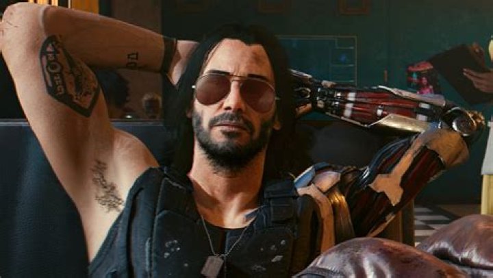 
Cyberpunk 2077 – How to Pick Up Items and Cards