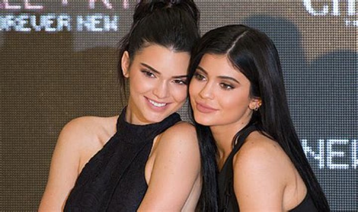 Las Hermanas Jenner: Un Vistazo a Su Vida, Negocios y Fama Continua