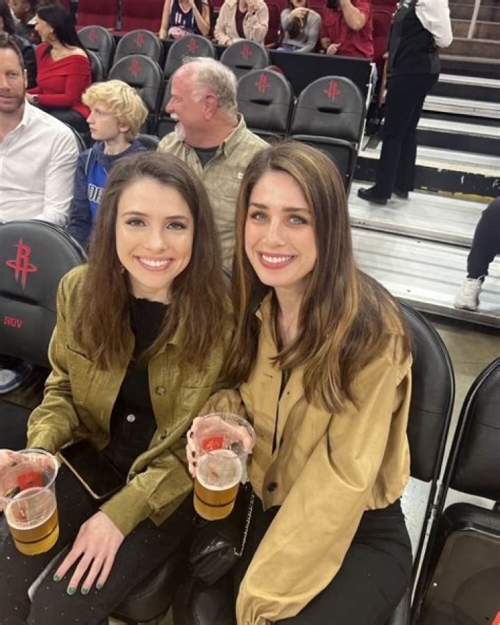 How Tall is Kelly Siegler: A Comprehensive Look at the Renowned Prosecutor and TV Personality