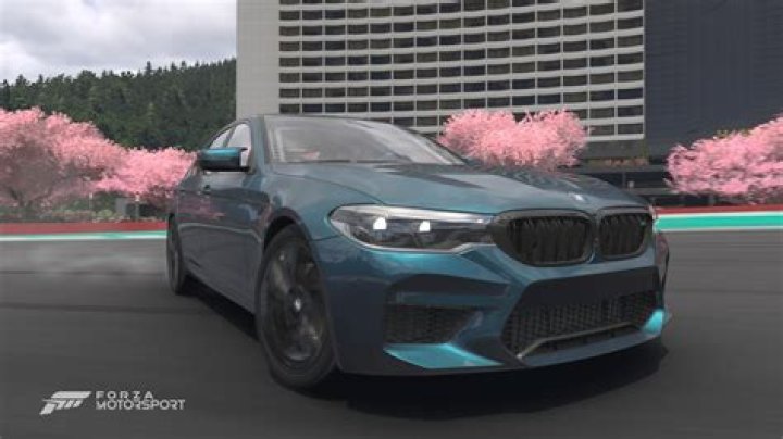 How to Drive Manual & Shift Gears With Clutch in Forza Motorsport (FM8)