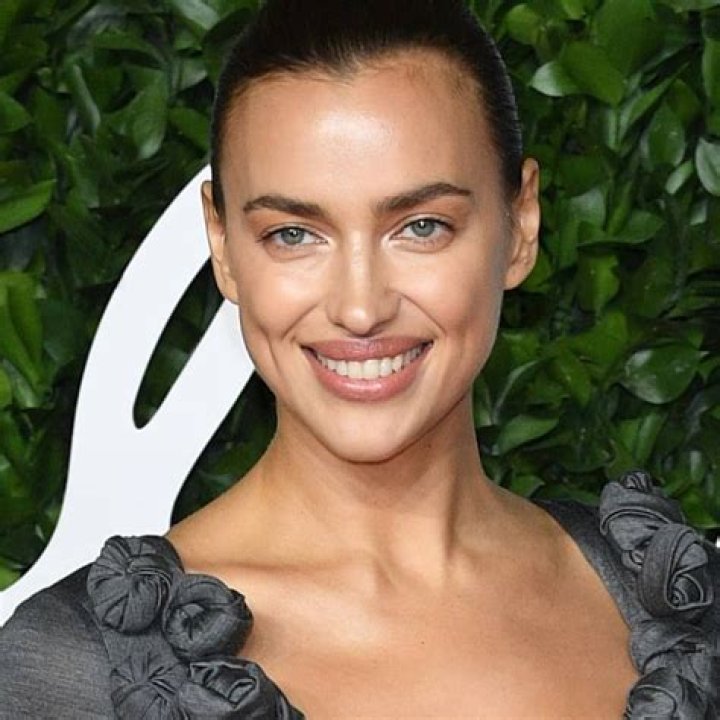 Irina Shayk Instagram: A Look Inside the Supermodel's Digital World