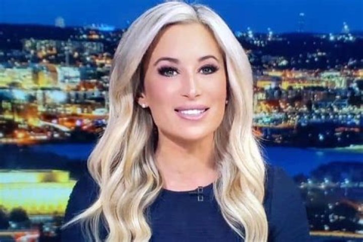 Unpacking the Query: What's the Buzz Around Jenn Pellegrino Age?