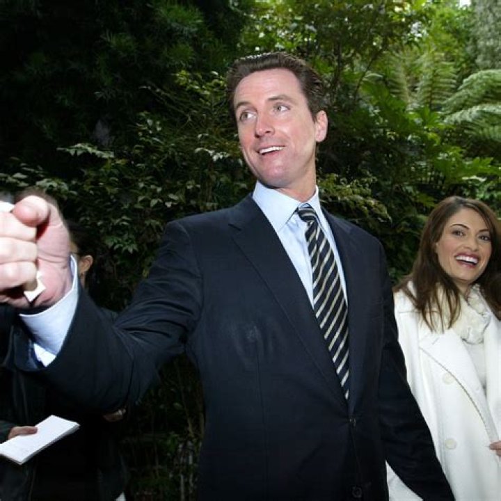 Kimberly Guilfoyle Wedding Date Movies: Unpacking a Name's Many Narratives