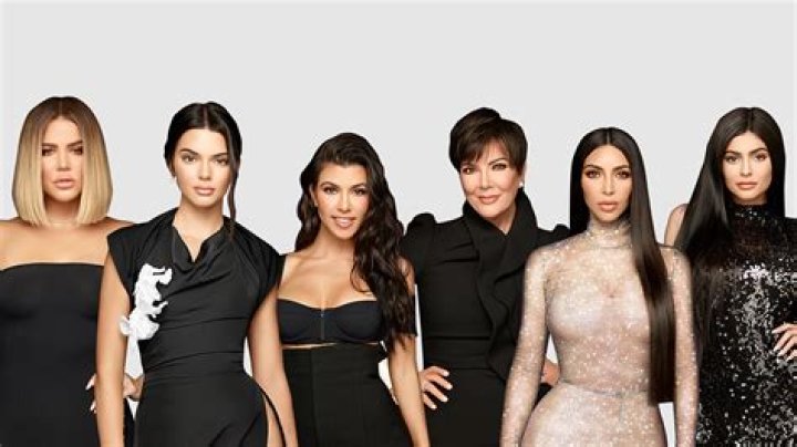 Las Kardashian: Cómo la Familia Permanece Primero Entre Fama Global y Negocios en Ascenso
