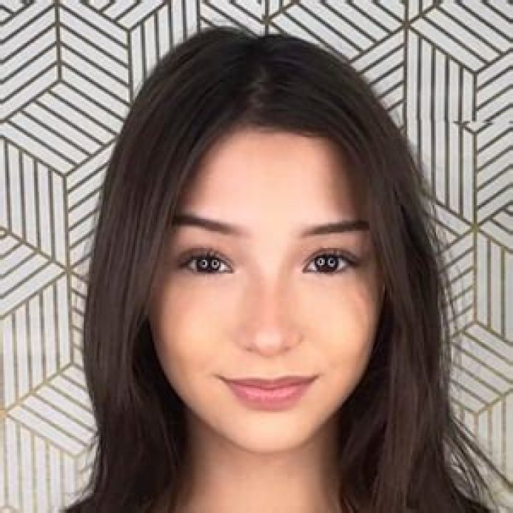 Layla Jennifer: Rising Star in the Entertainment Industry