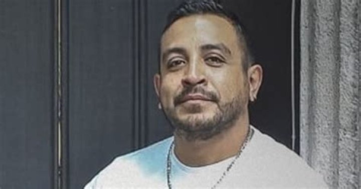 Unraveling luis fernando peña: Making Sense of Conversations