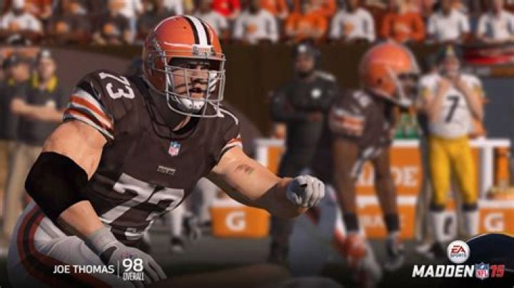 
Madden NFL 15 Top Offensive Lineman Protect The QB At All Costs