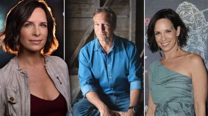 Mike Rowe and the Public Eye: What We Know About "Mike Rowe Gay"