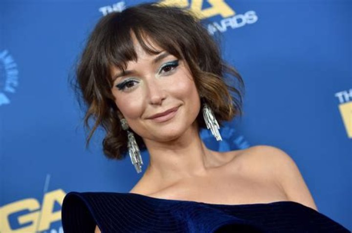 Milana Vayntrub Net Worth: Unpacking Her Journey to a $4 Million Fortune