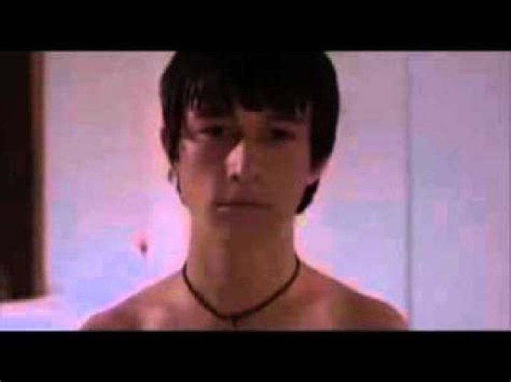 Unraveling the Mysterious Skin Bathroom Scene: What Your Skin Might Be Telling You