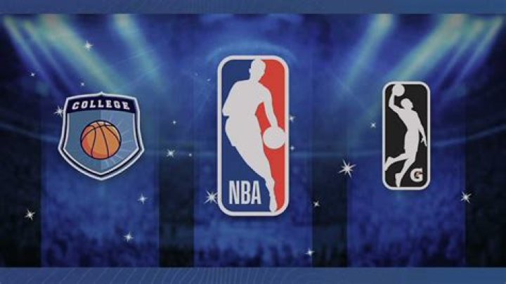 
NBA 2K22 My Career – Should You Go to College or G League?