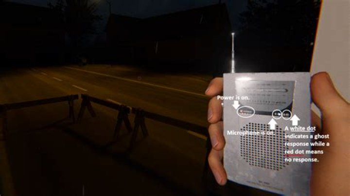 
Phasmophobia – How to Use Spirit Box