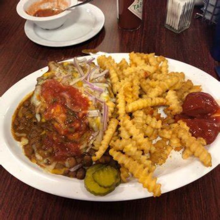 Renaes Cafe: A Haven of Culinary Delights and Warm Atmosphere