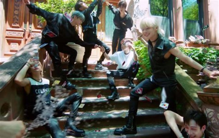 Strat Kids: The Ultimate Guide to Understanding and Supporting Youth in eSports