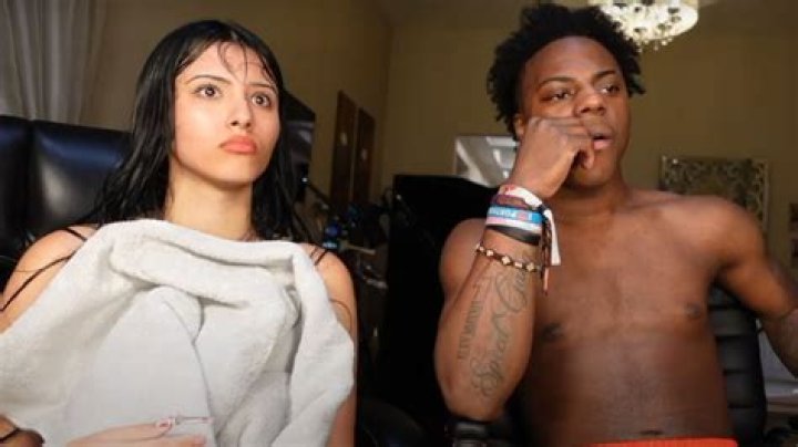 Discovering Strawberrytabby: A Look at the Digital Creator Who Captivates Millions