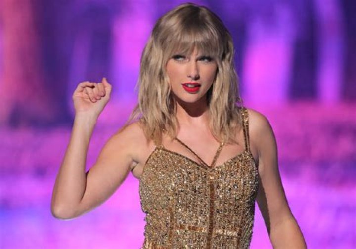 Discovering the Many Faces of "Alina": Who is The Famous Actress?