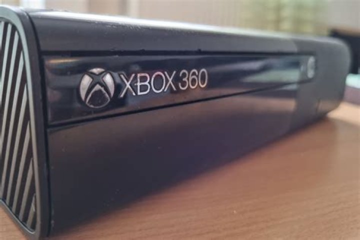 
Is this our first look at the Xbox 360 Slim?